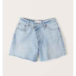 Abercrombie Curve Love High Rise Dad Shorts | Light Wash| 32